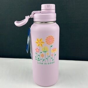 Life in Good - ‘Lilac Flowers’ 32oz insulated water bottle. NWT Firm!